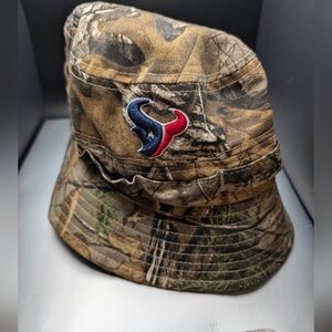 New Era Texans Football Realtree Camo Bucket Hat